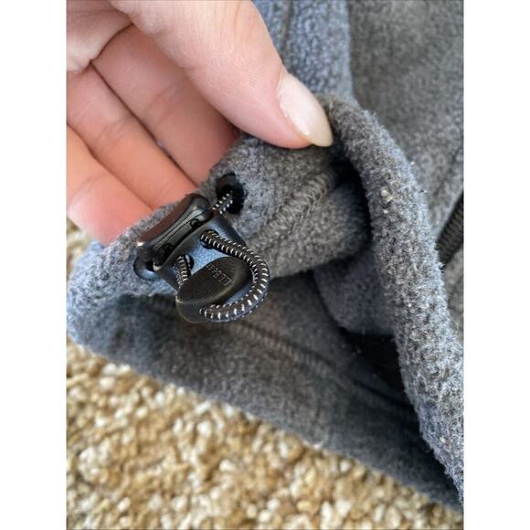 LL Bean Men’s Dark Gray Fleece Zip Vest Size Large Pockets Logo EUC - Picture 9 of 11